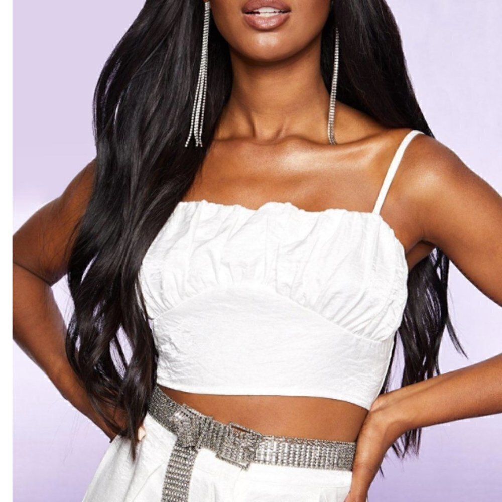𝅺NWT- Boohoo-Pearlised Ruched Crop Top